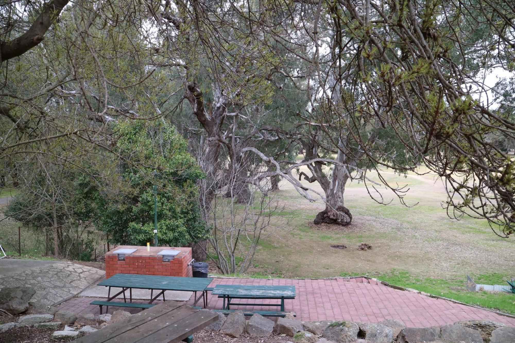 Corowa Golf Club Motel Exterior photo